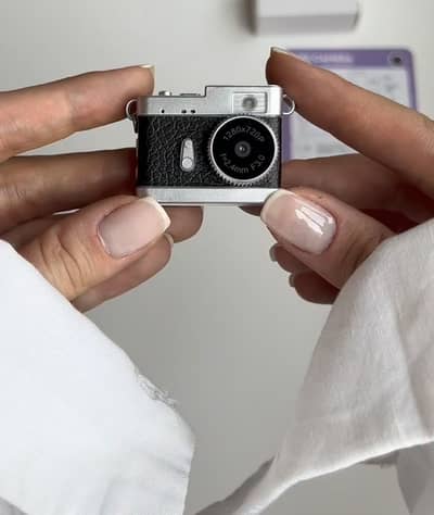 Mini Retro Digital Camera 1080P - Brand New - With 32GB Card