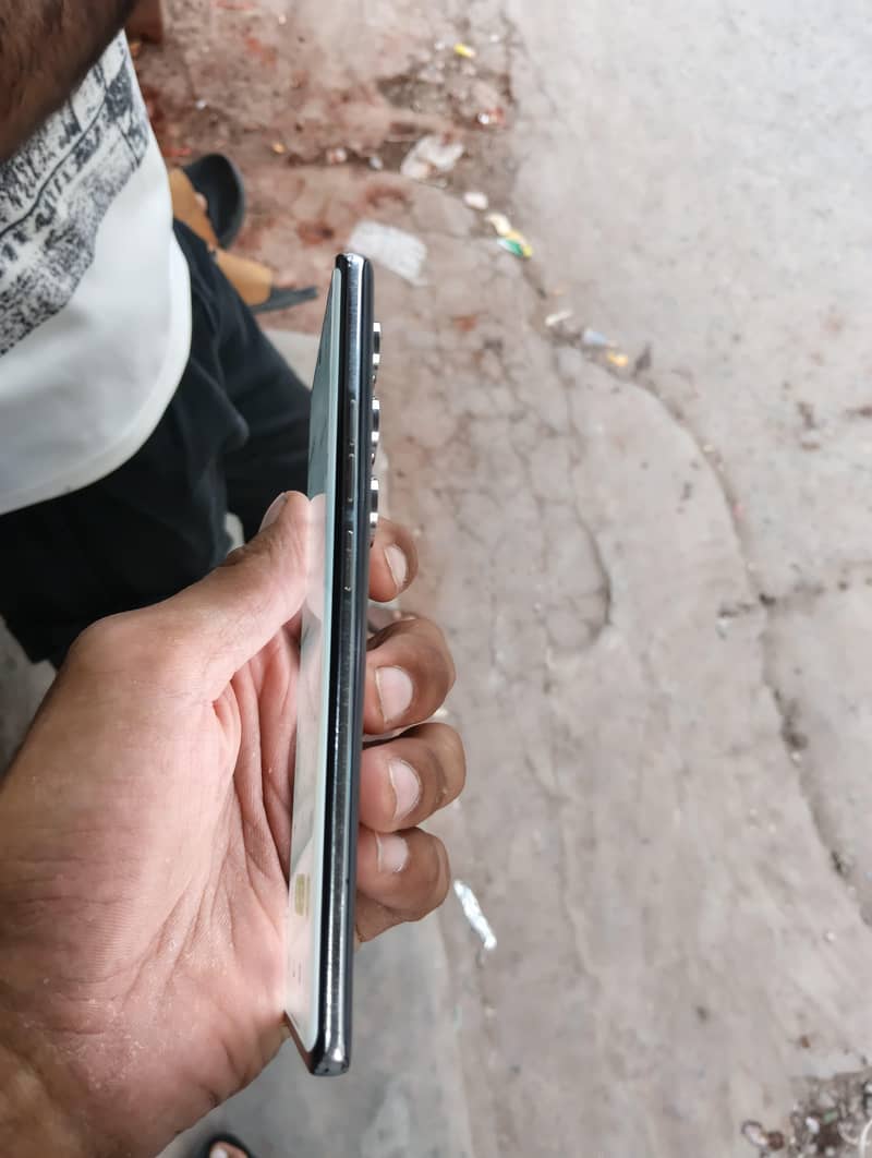 Tecno CAMON 40 Pro 5