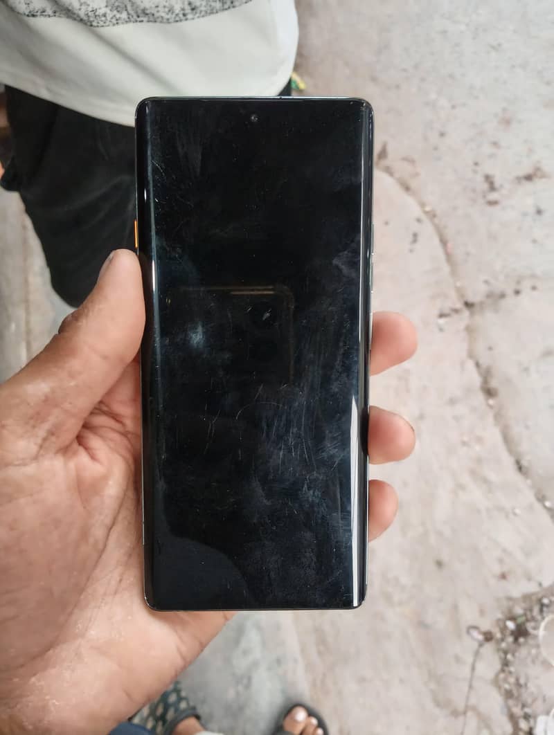 Tecno CAMON 40 Pro 6