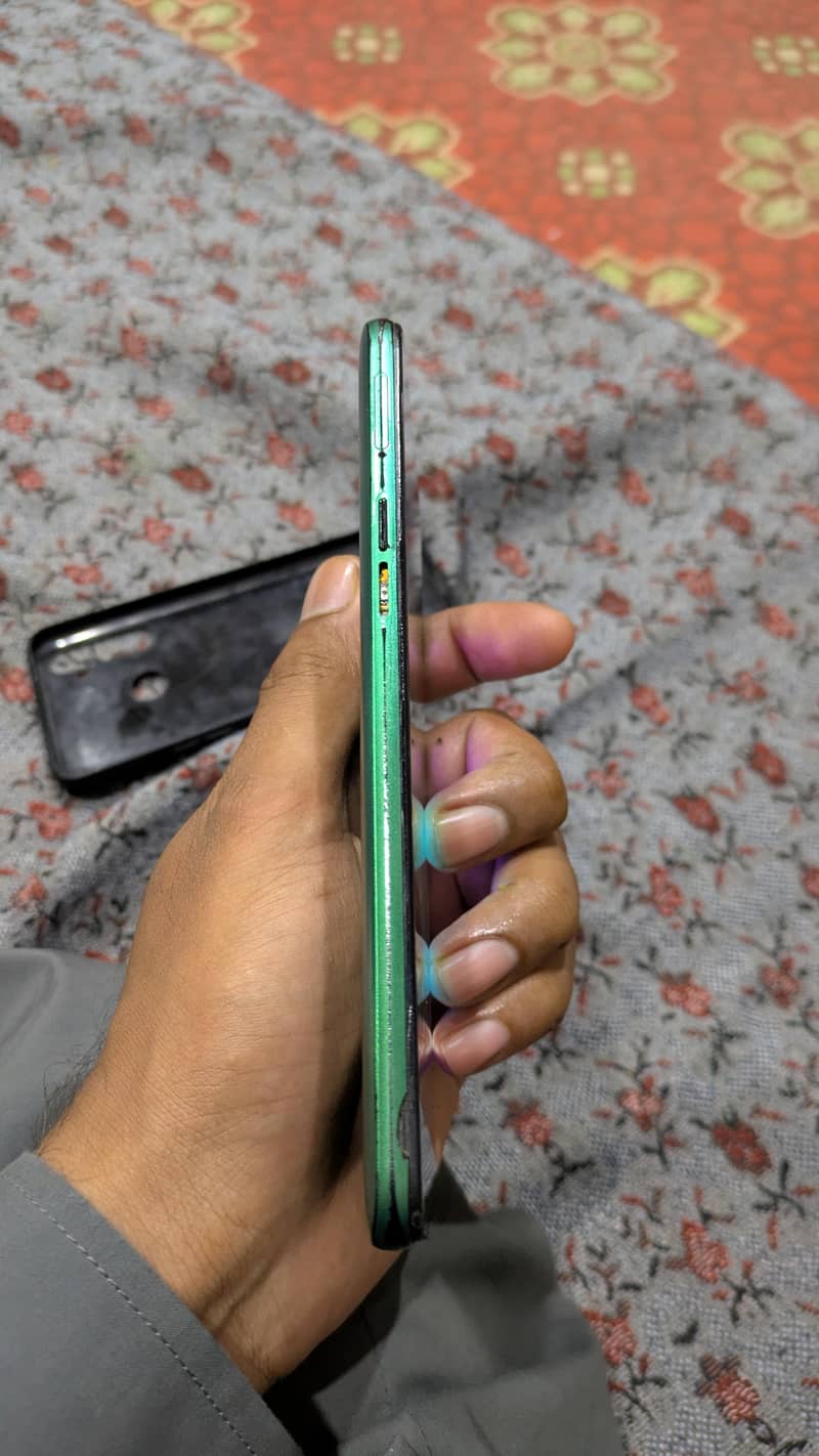Realme 5i 2