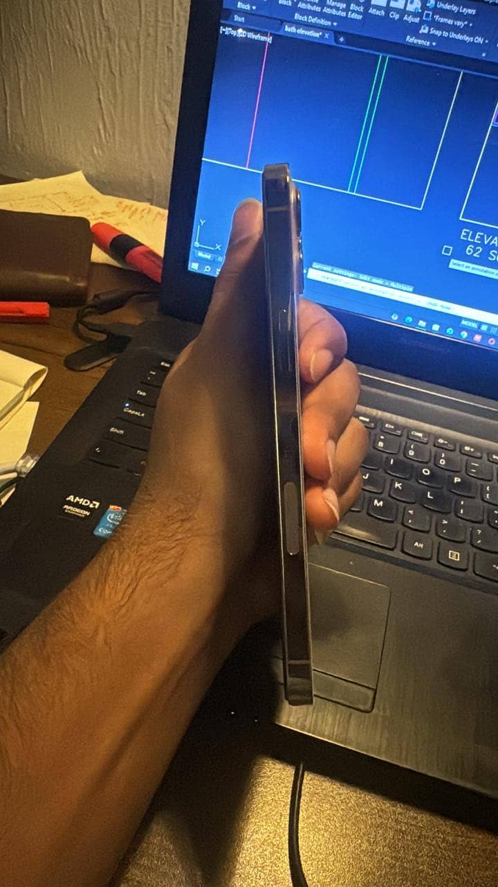 Apple iPhone 12 Pro Max 3