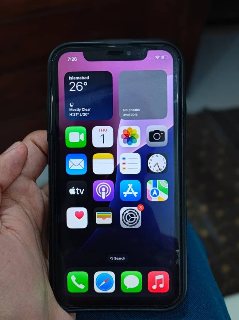 Apple iPhone XR 8