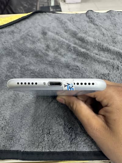 iPhone 8 sim working