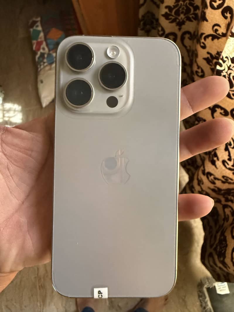 Apple iPhone 15 Pro 9