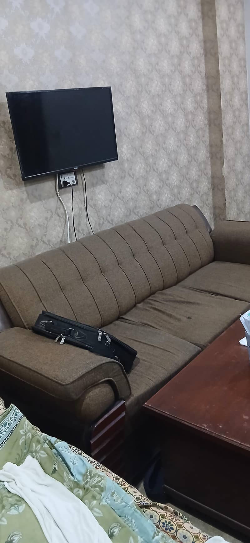 Brown sofa set 1