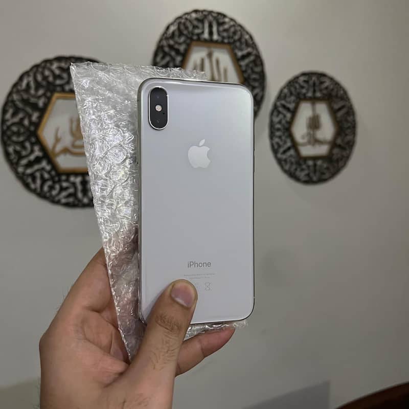 Apple iPhone X 0