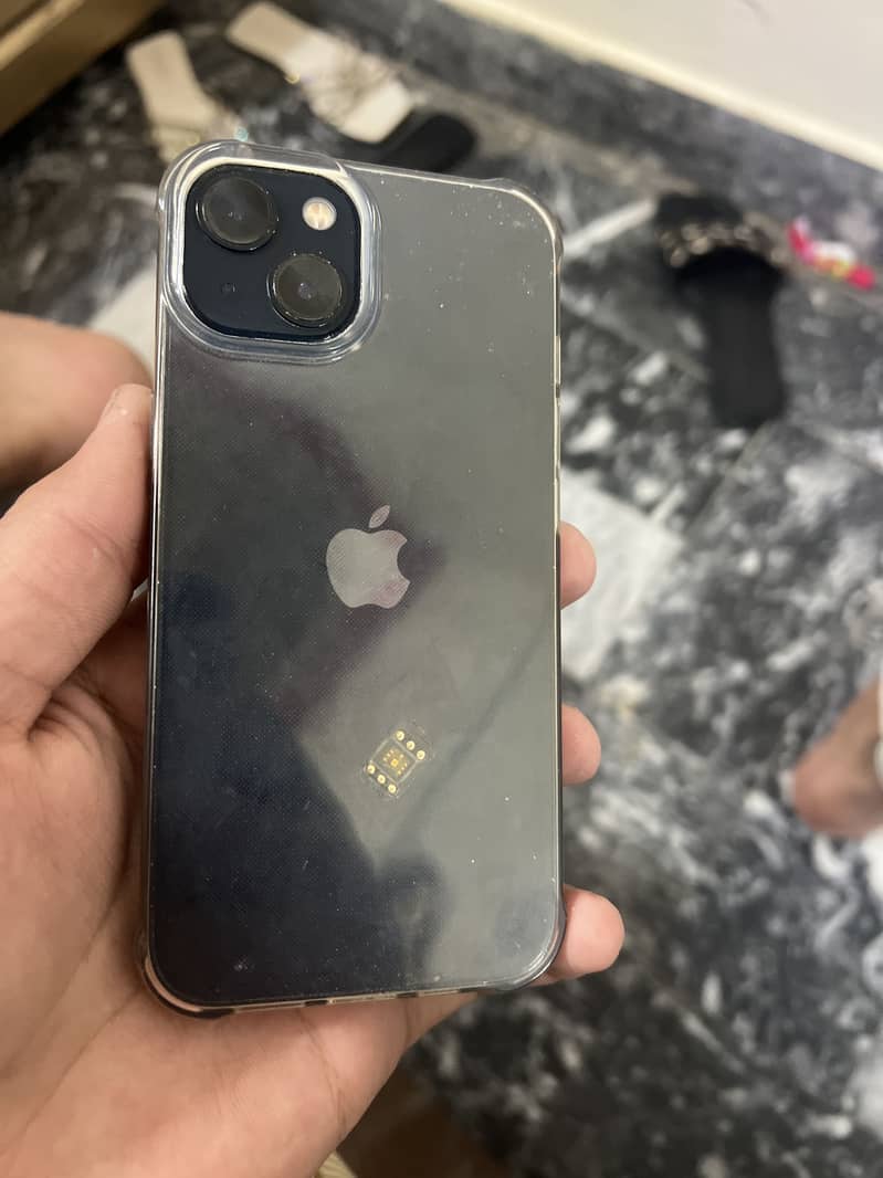 Apple iPhone 13 1