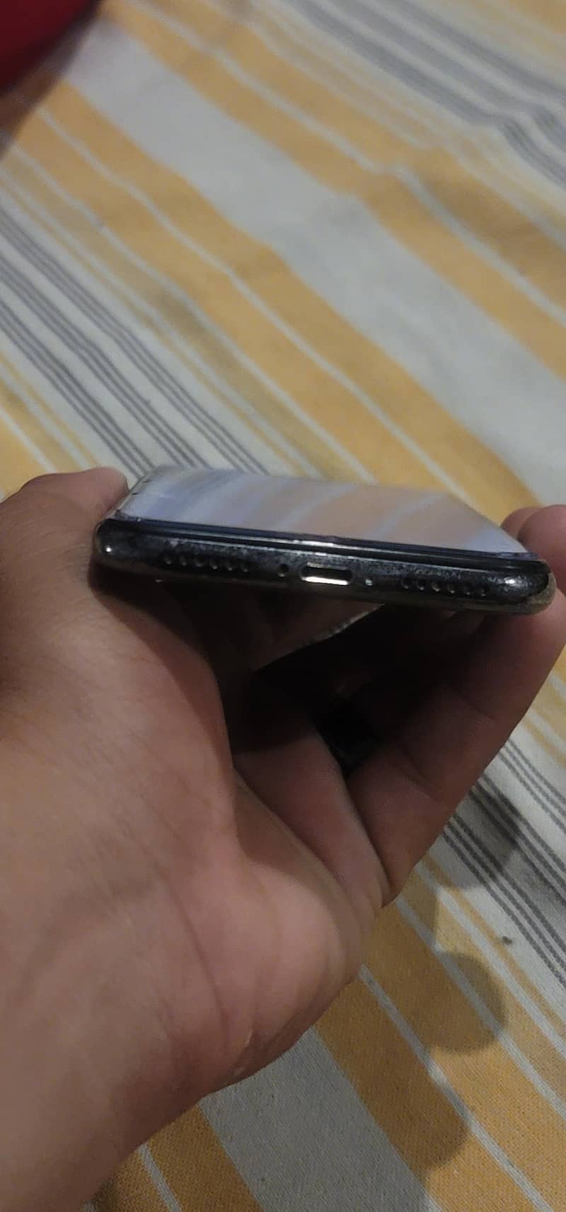 Apple iPhone X 3