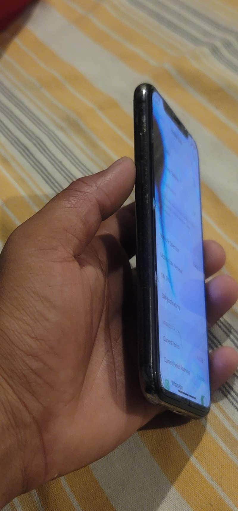 Apple iPhone X 4