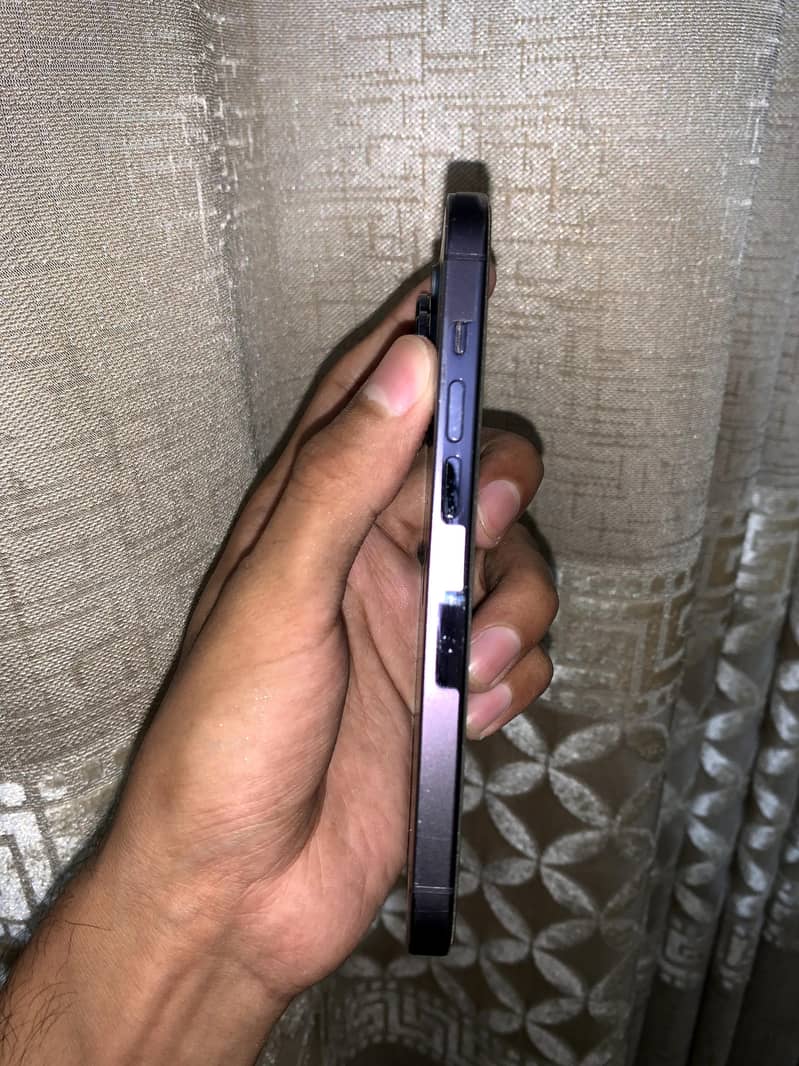 Apple iPhone 14 Pro 3