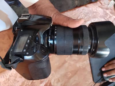 Canon 60D 18.135 lens 1battery 1 charge