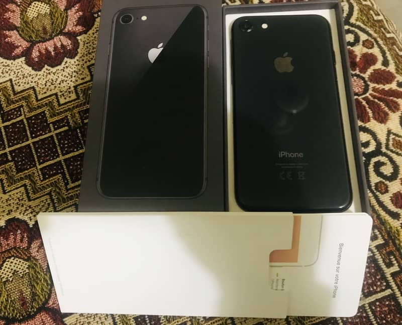 iPhone 8 1