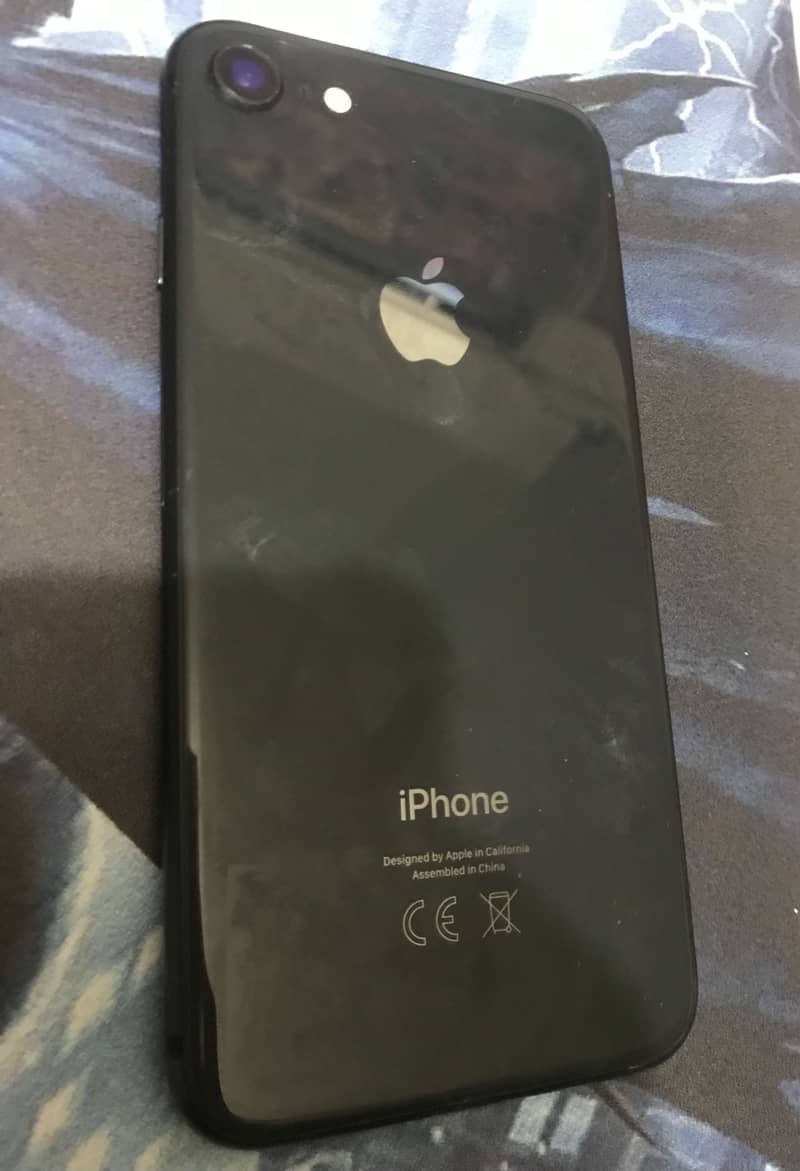 iPhone 8 3
