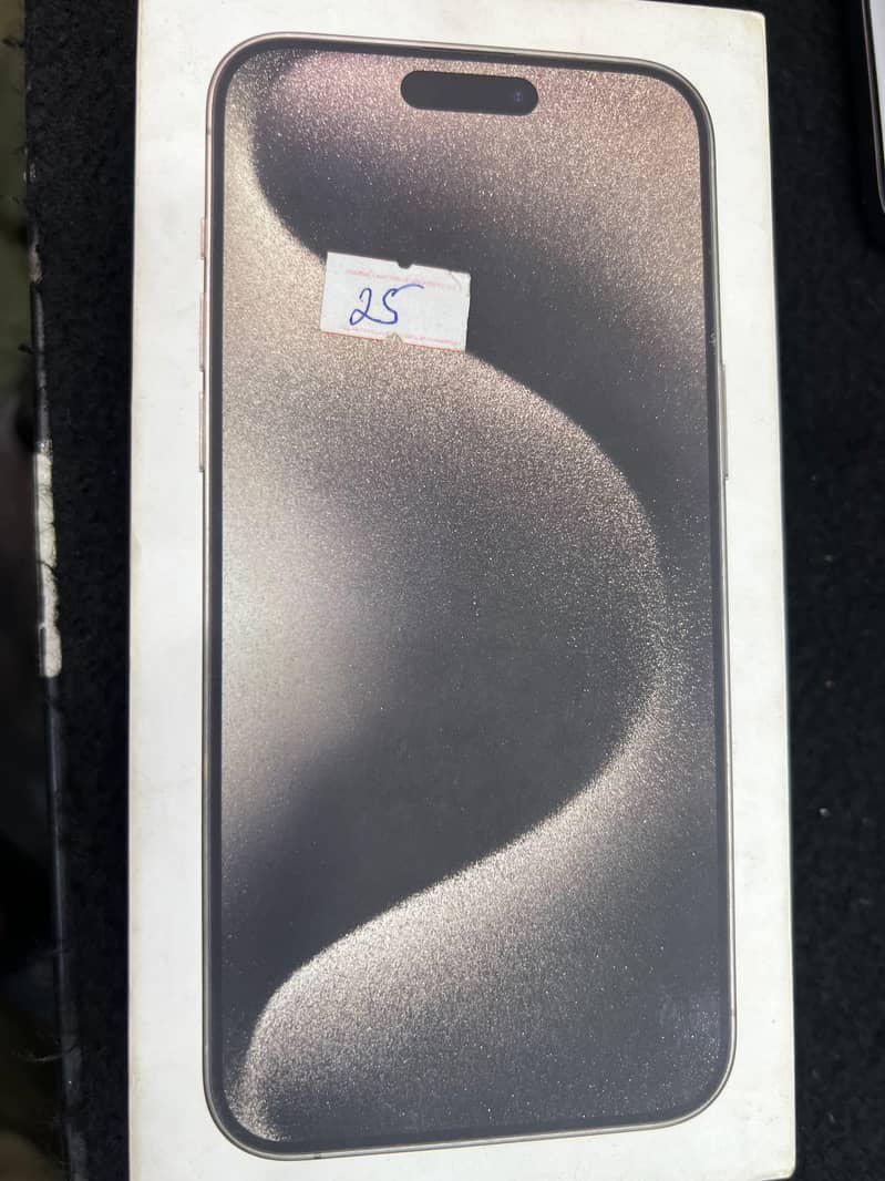 Apple iPhone 15 Pro Max 6