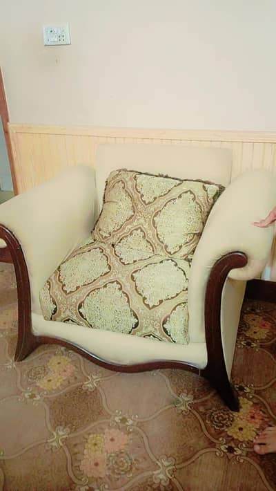 sofa sat