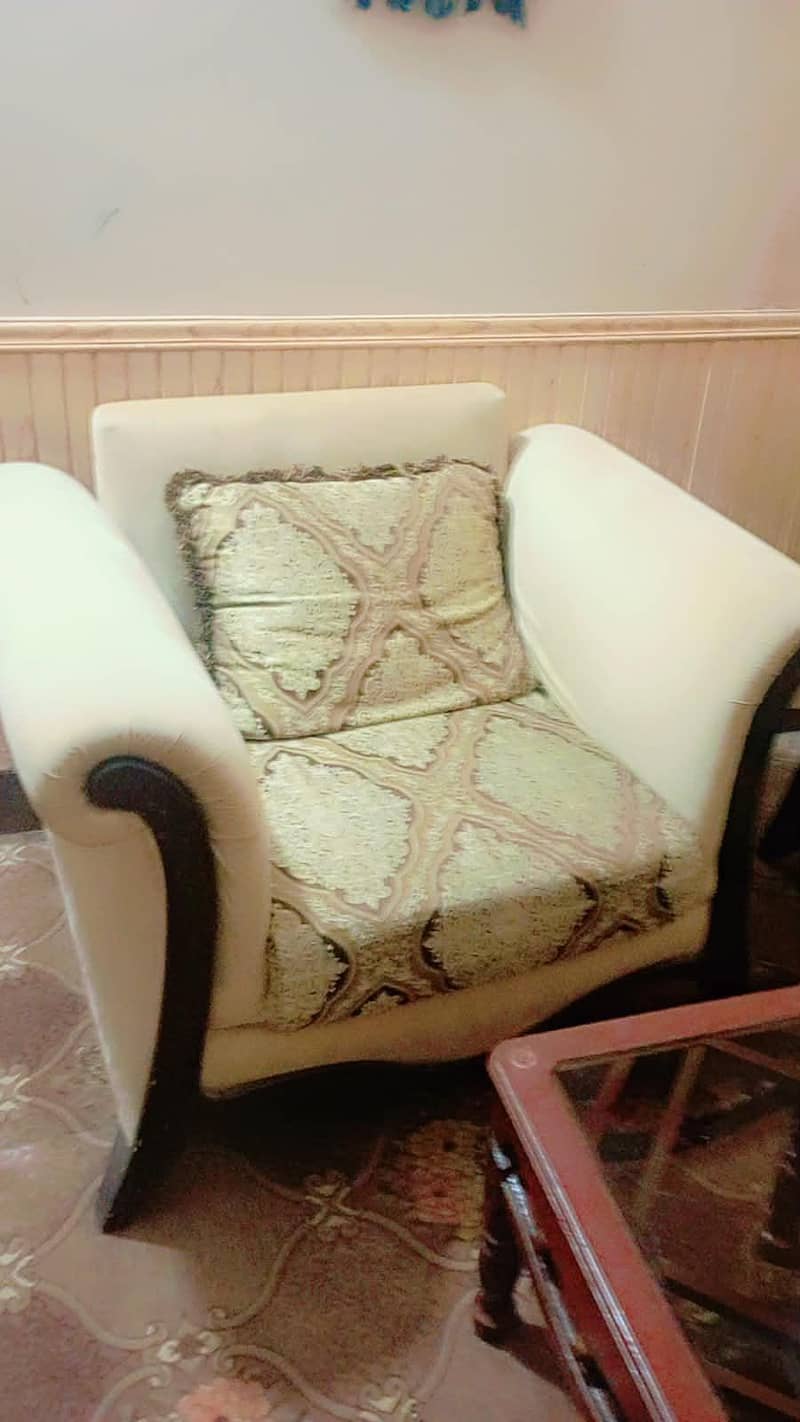 sofa sat 1