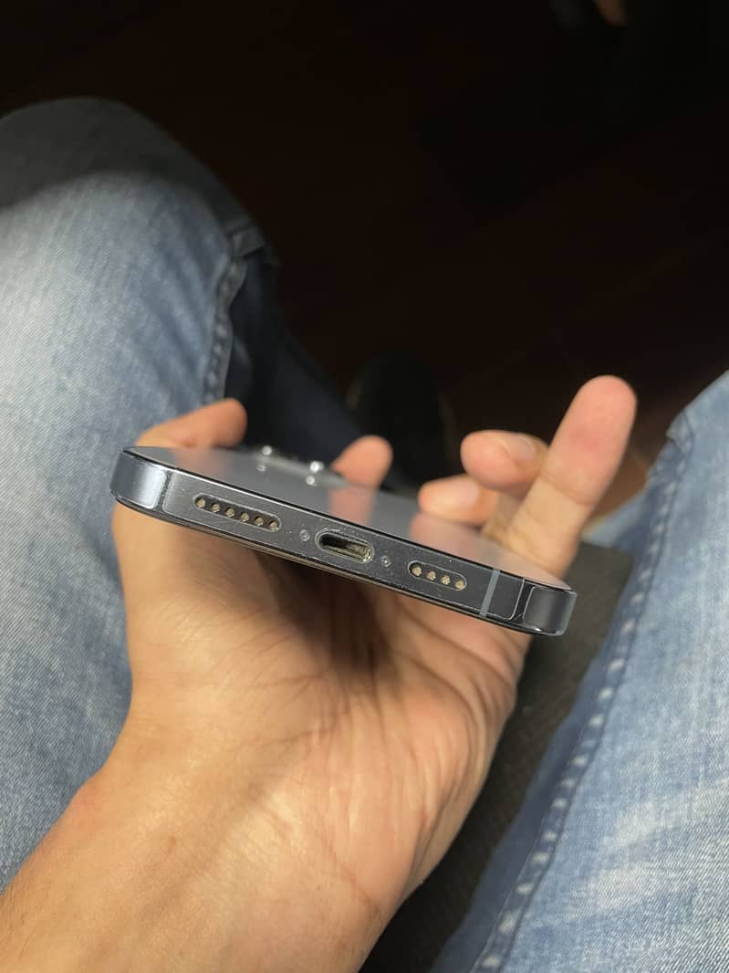 Apple iPhone 13 Pro Max 5