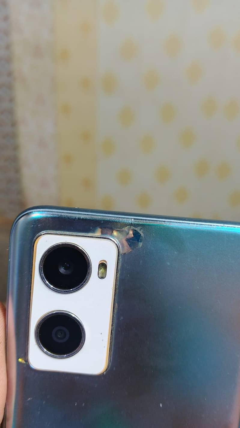 OPPO A96 1
