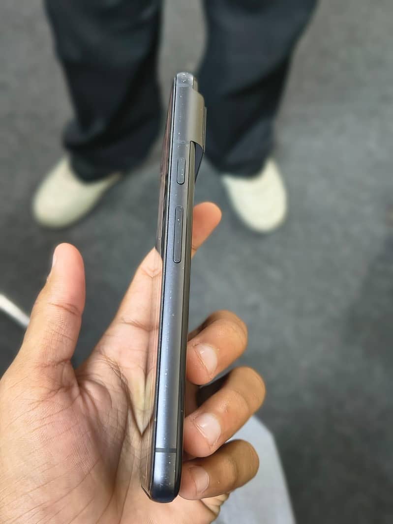 Google Pixel 8 2