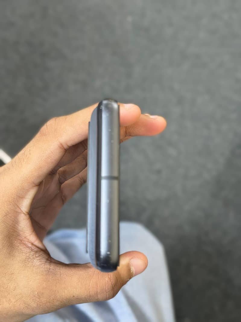 Google Pixel 8 3