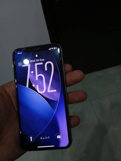iPhone 11 Pro 256gb dual sim pta approved (0332-9442250)