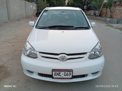 Toyota Platz 2003