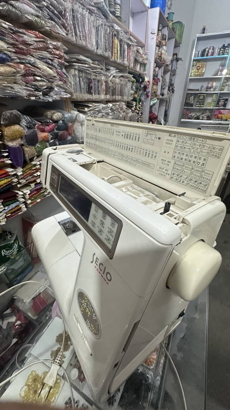 JANOME SECiO 4
