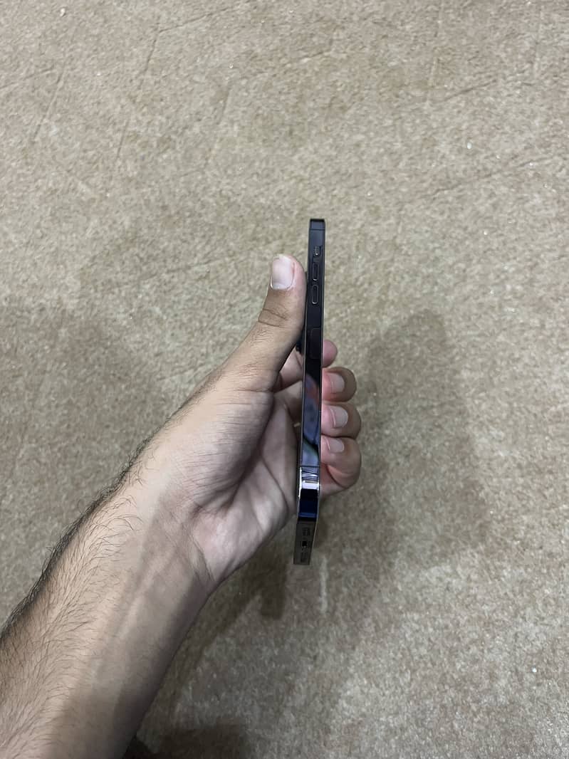 Apple iPhone 14 Pro Max 5