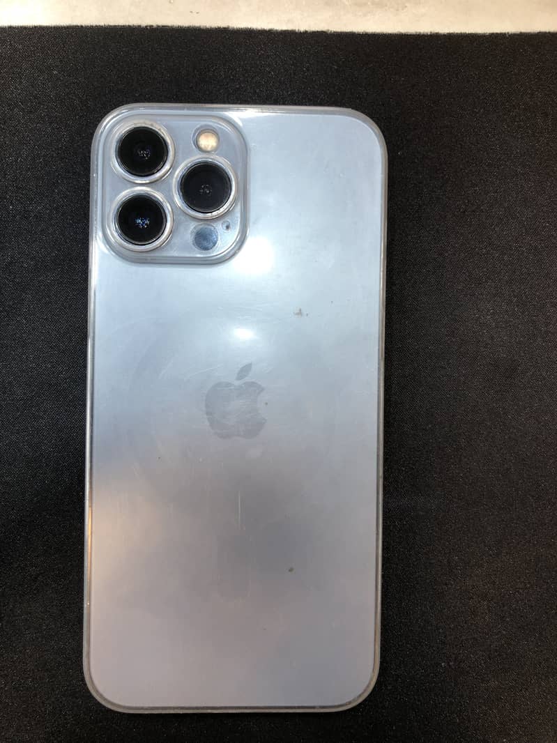 Apple iPhone 13 Pro Max 1