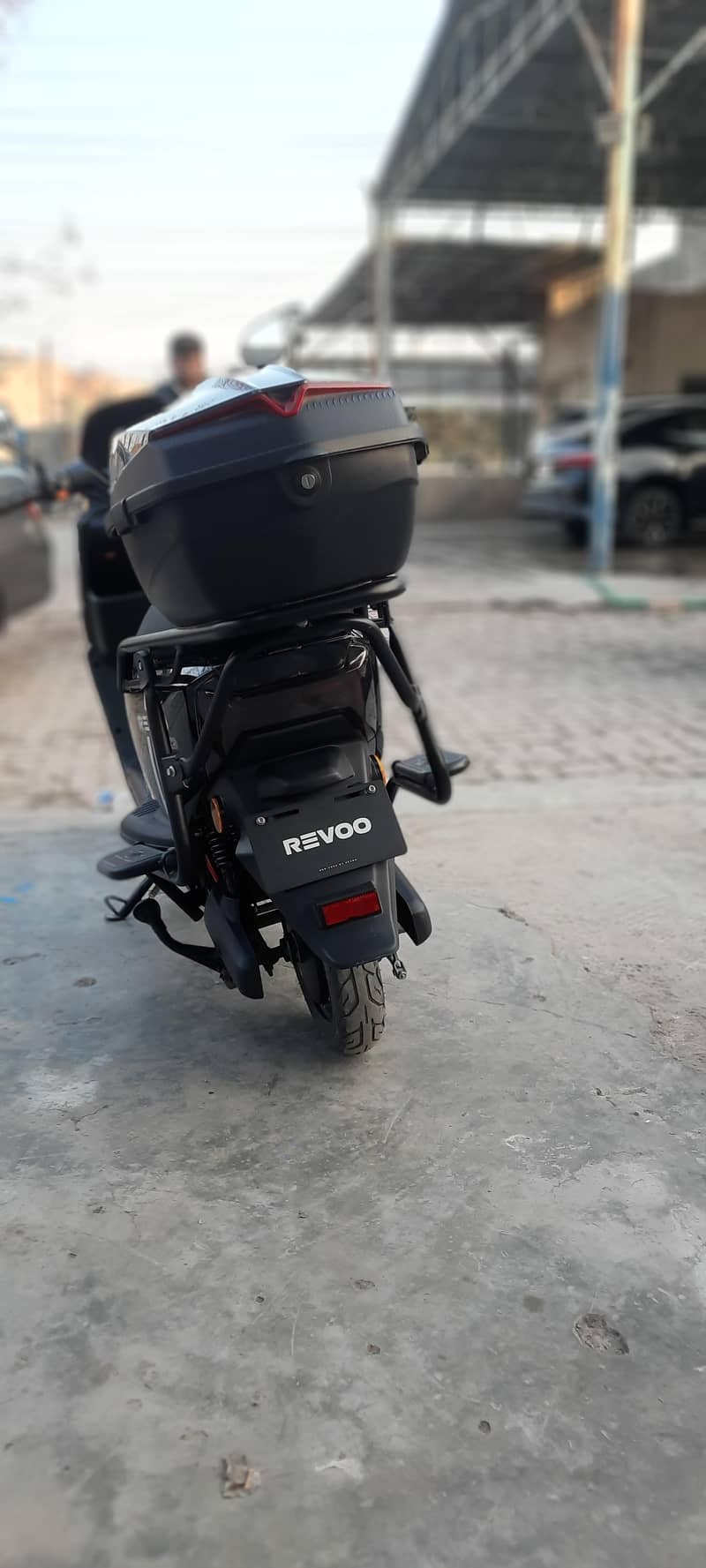 revoo a12 2