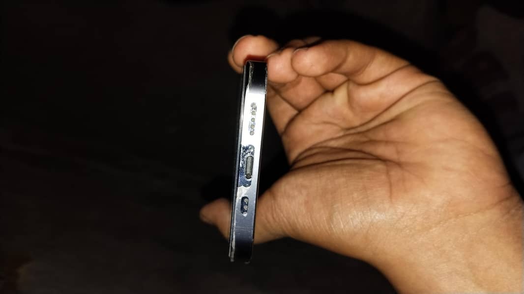 Apple iPhone 12 Pro 0