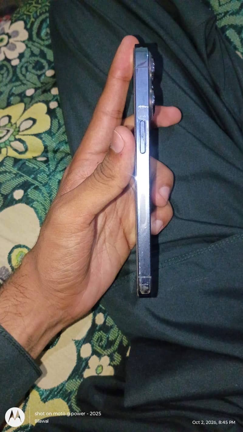 Apple iPhone 13 Pro 1
