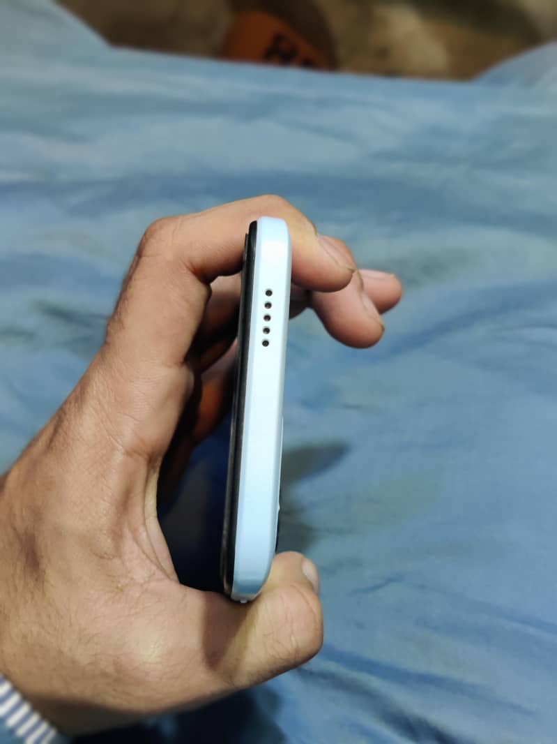Redmi A2+ 4