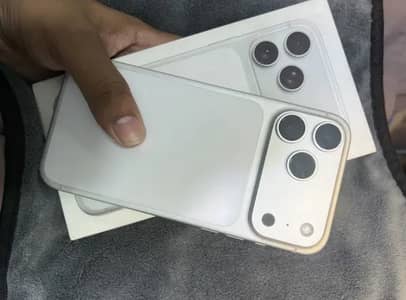 Apple iPhone 17 Pro Max 256 gb with box