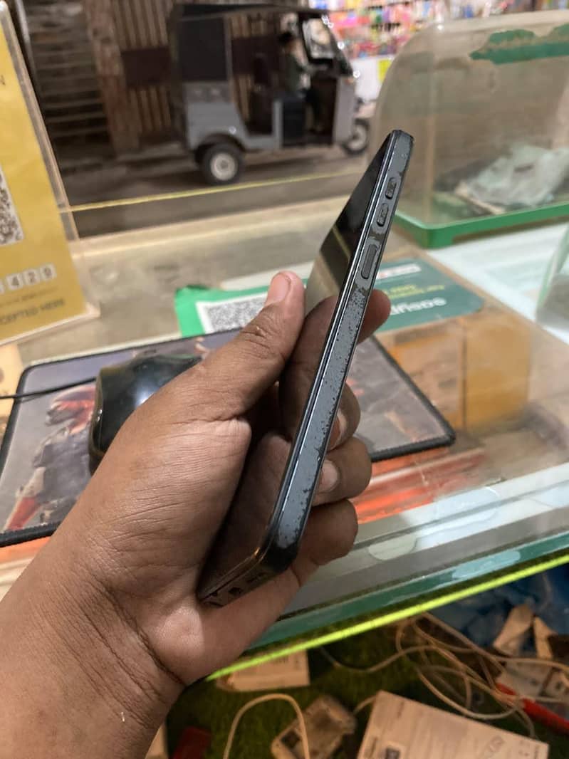 Tecno Spark 20C 2