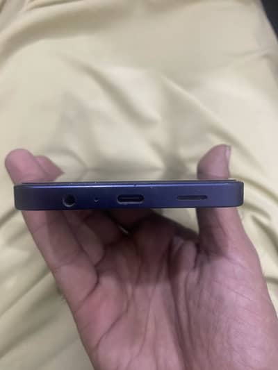 Samsung Mobile A06 8 ram 128gb rom
