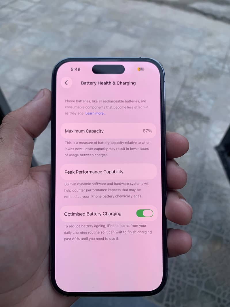 Apple iPhone 14 Pro 0
