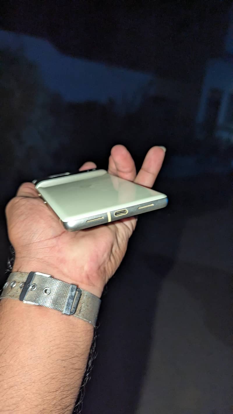 Google Pixel 7 2
