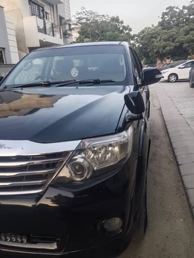 Toyota Fortuner 2013