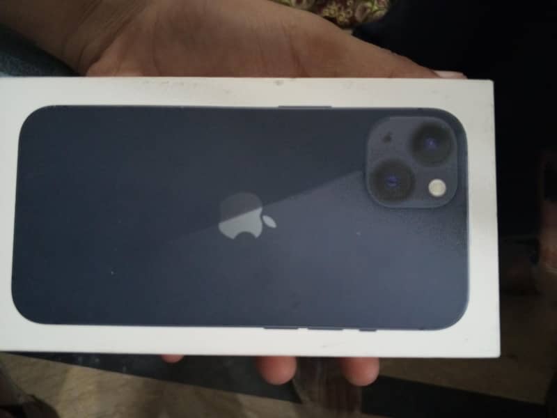 Apple iPhone 13 6