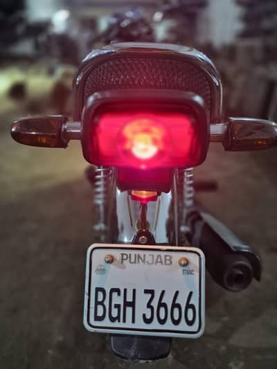 HONDA CG 125 GREEN COLOR