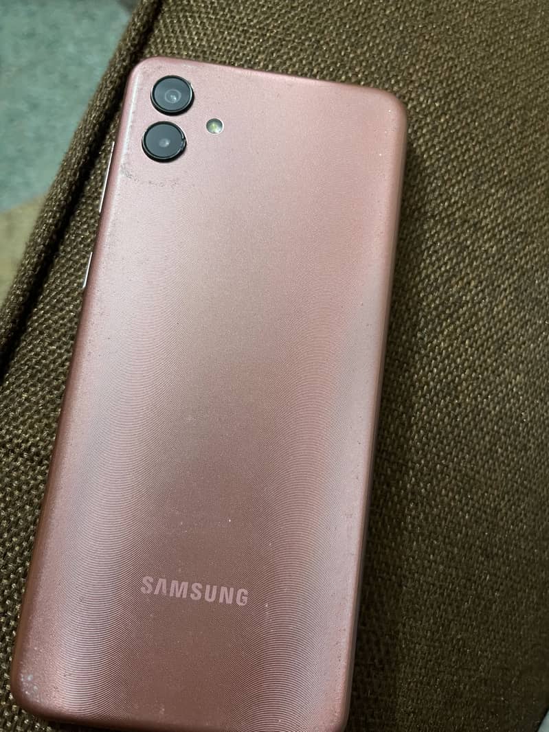 Galaxy A04 0