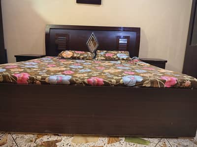 Furniture for room 4 pec set Color Brown