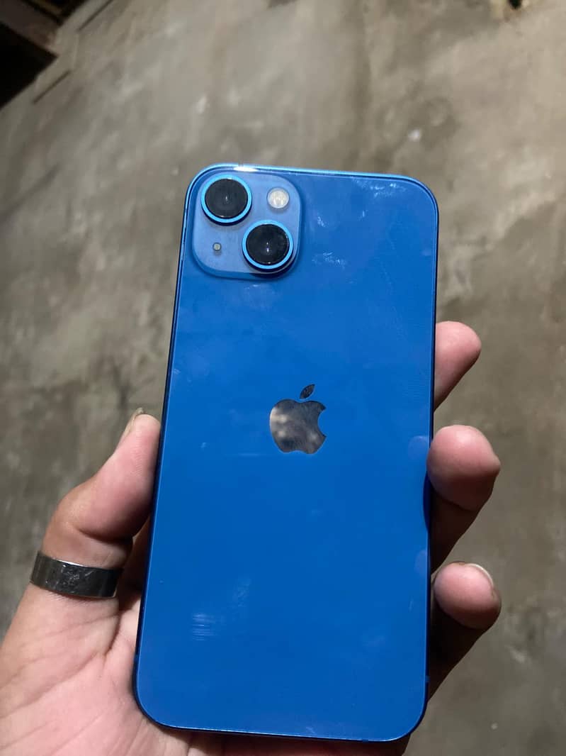 Apple iPhone 13 0