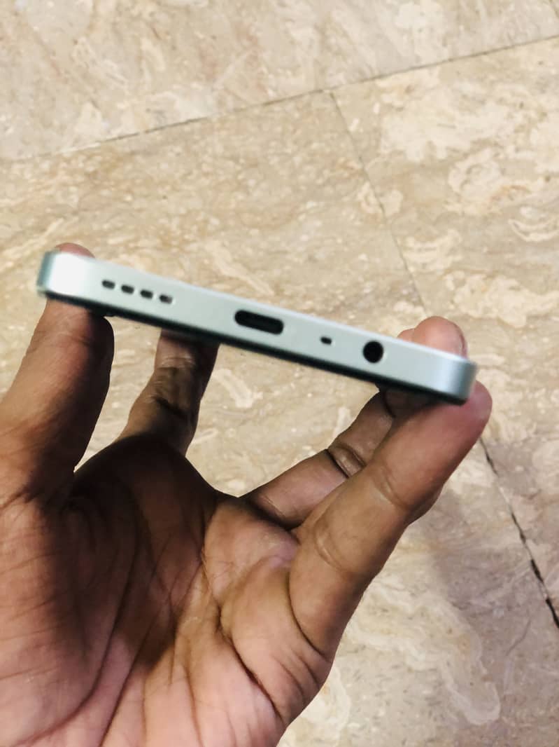 Realme Note 60x 4