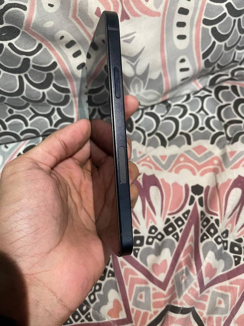 Apple iPhone 12 1