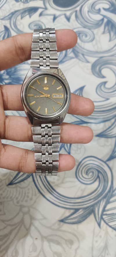 Seiko 5 7009-8740