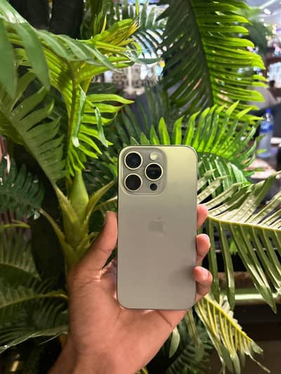 Apple iPhone 15 Pro 4 month sim time