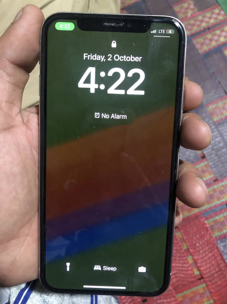 Apple iPhone X 3