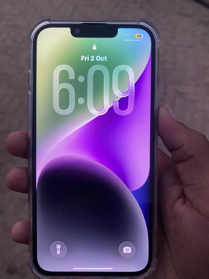 Apple iPhone 14 4